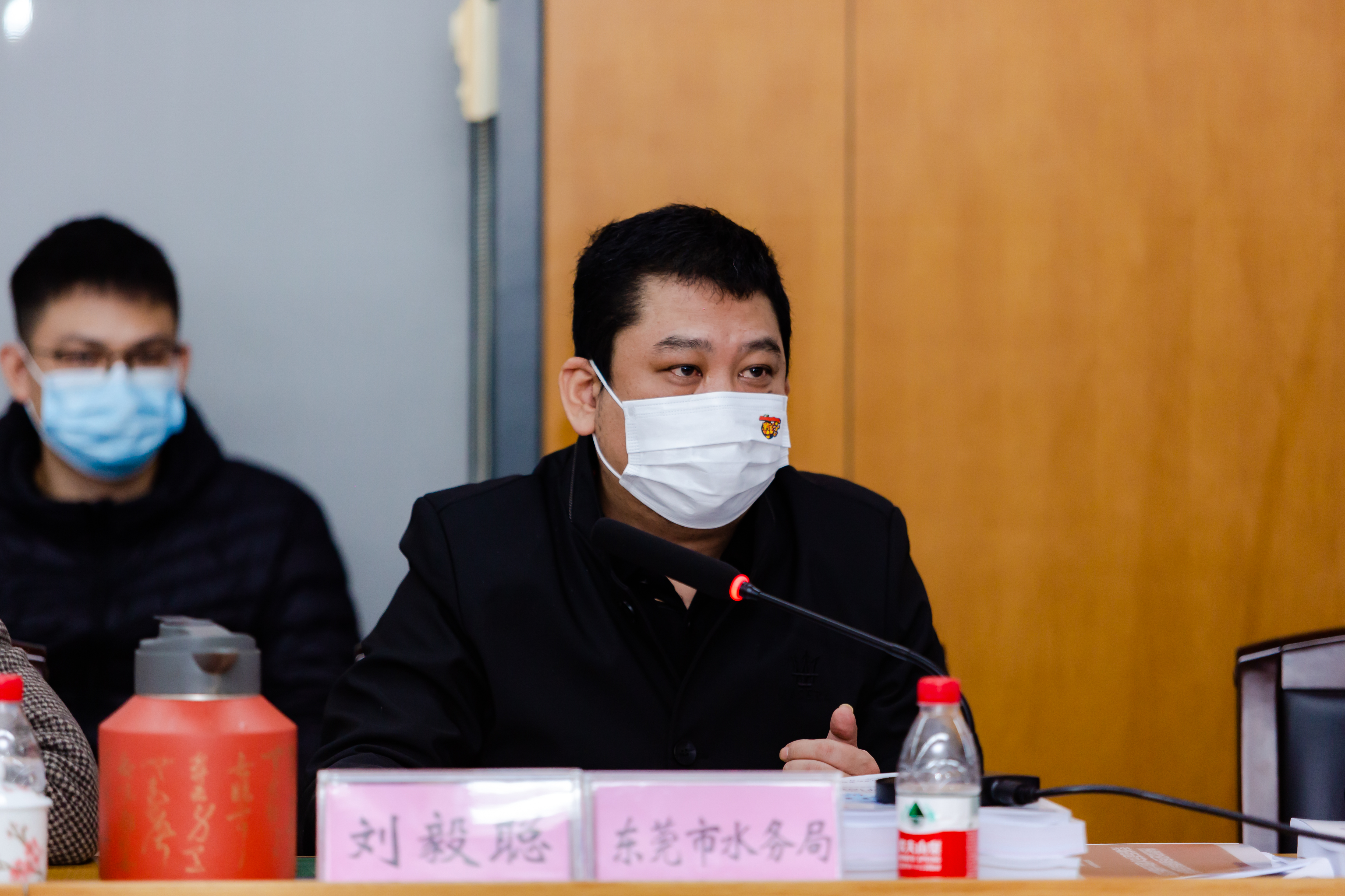 刘局1.jpg