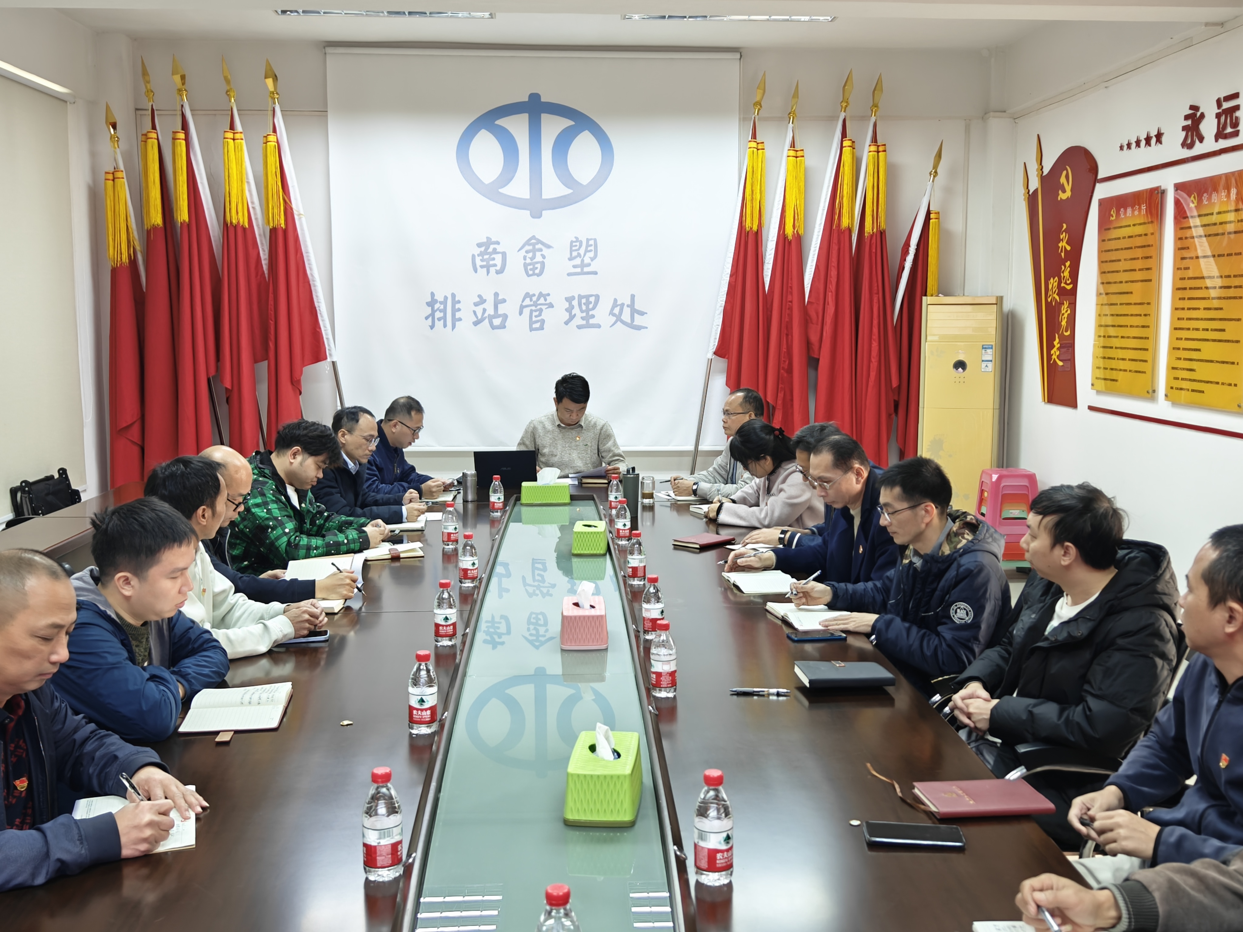 图片（1）-市南畬塱排站管理处党支部开展“汲取榜样力量，践行新时代精神”主题党日活动.jpg